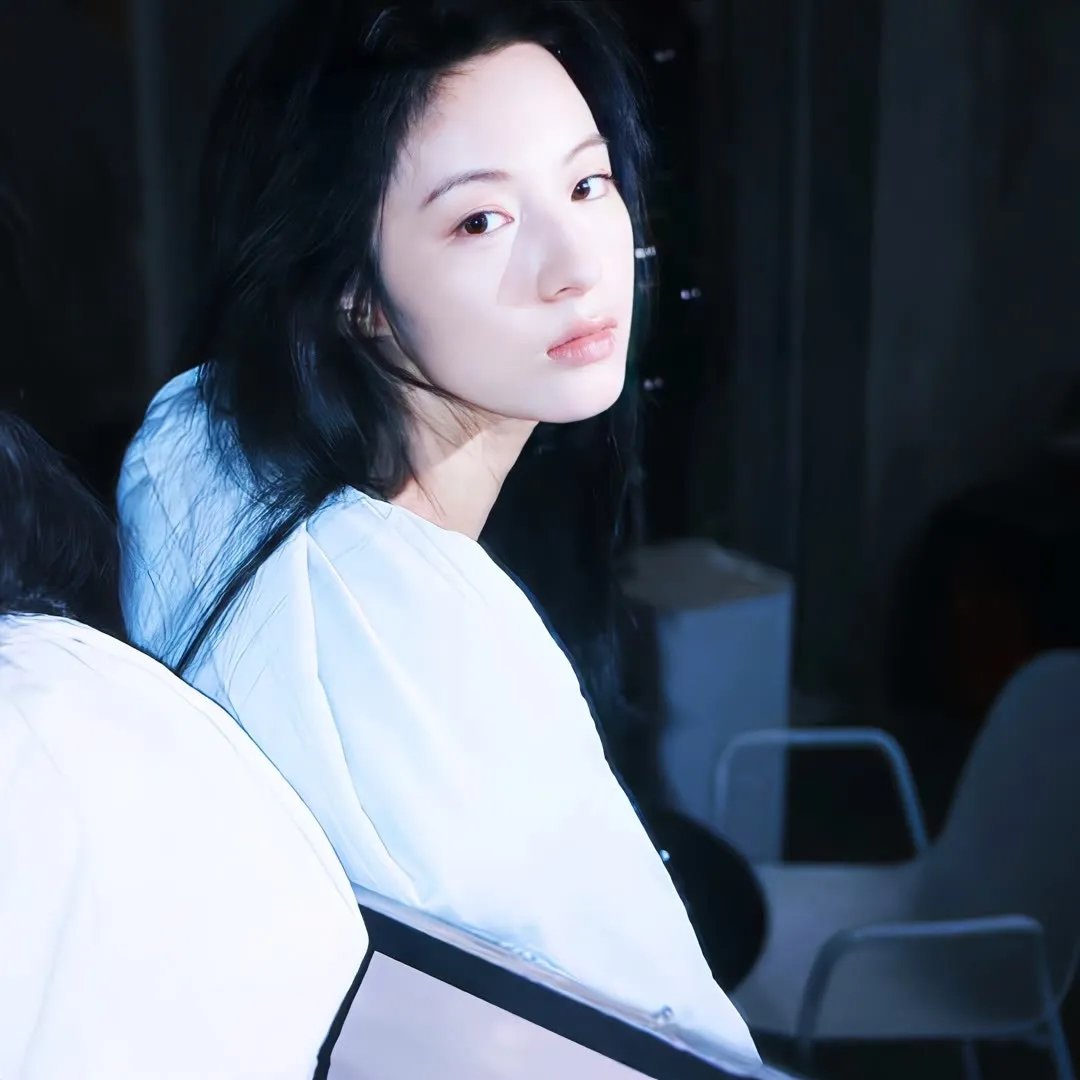 安静的乡村女人